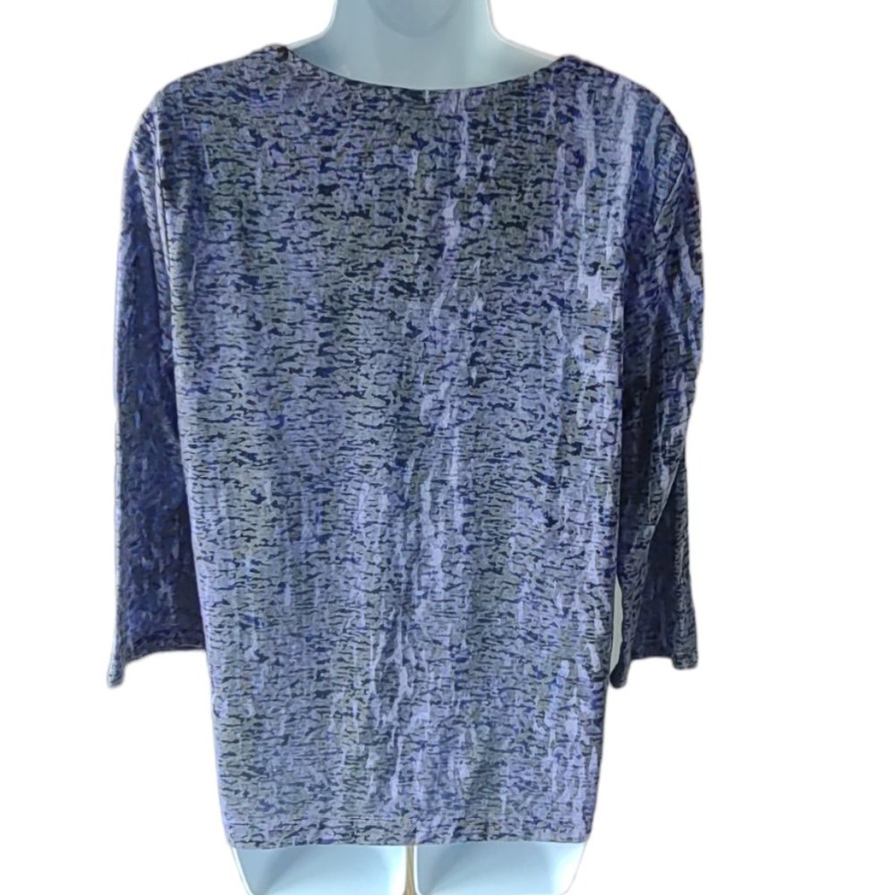 Erika Melanie 3/4 Sleeve V-neck Top - Picture 2 of 7
